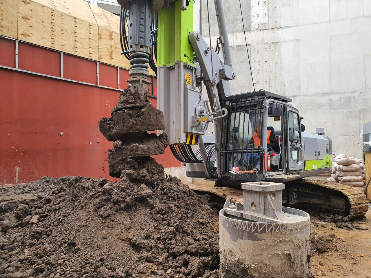 Perforadora para Pilotes Zoomlion Modelo ZR160L (RENTA)