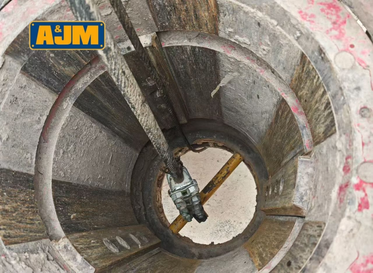 PILOTEADORA SANY  SR155