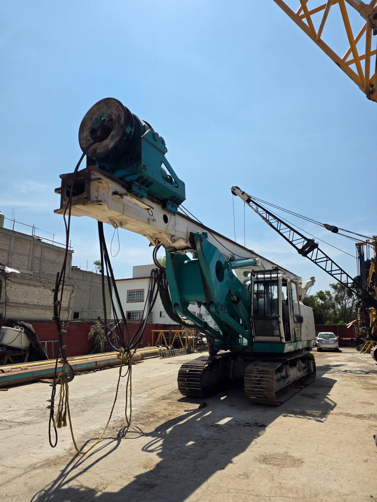 Perforadora hidráulica multifuncional  B180 HD