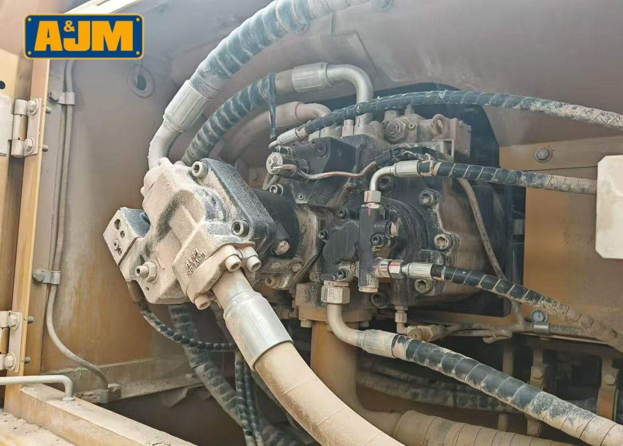 PILOTEADORA SANY  SR155