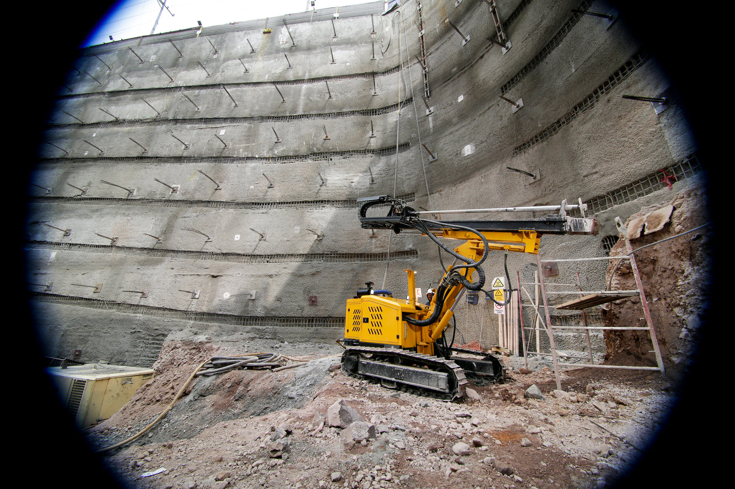 Perforadora Hidráulica para Voladura o Anclajes de muros descendentes